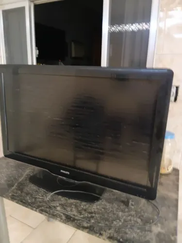 TV de LCD com controle remoto 43