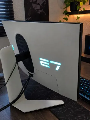 Monitor Alienware 280HZ QHD FAST IPS - AW2723DF