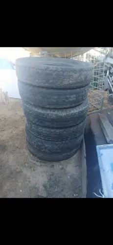 PNEUS USADO BOM ESTADO, COM CÂMARA