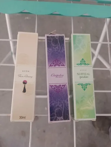 Perfumes à venda 