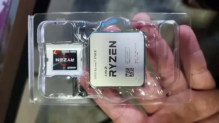 RYZEN 7 5700x
