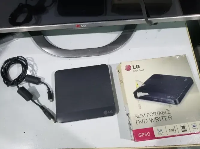 Gravador de DVD Portátil LG Slim