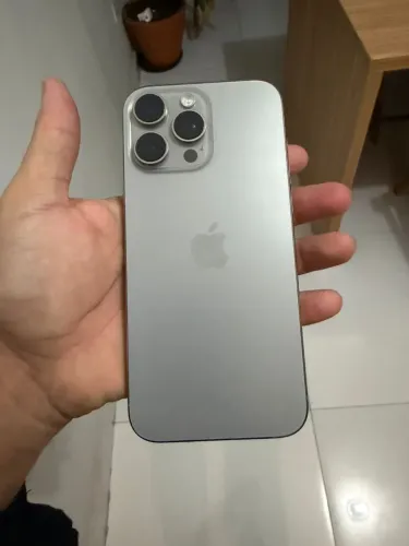 iPhone 16 pro max 256gb 92% - cor titânio Natural