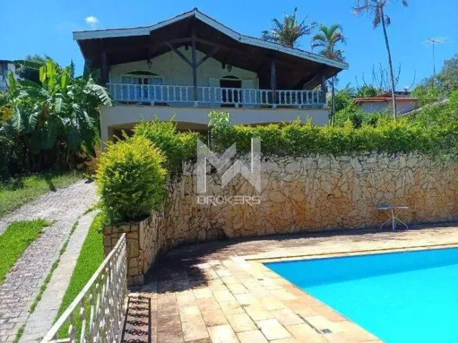 Casa à venda no Condomínio Estância Marambaia em Vinhedo - SP