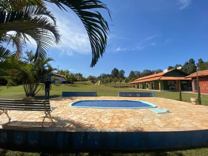 Chácara à venda e para alugar em São Pedro, Boa Vista, com 3 suítes, com 5060 m²