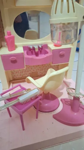 Salão de Beleza Barbie anos 80