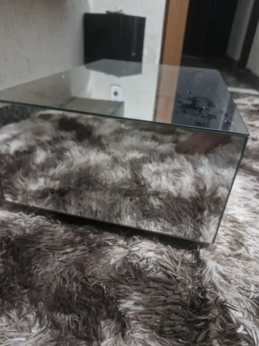 Mesa de centro de vidro
