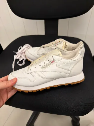 Tênis Reebok Classic 35