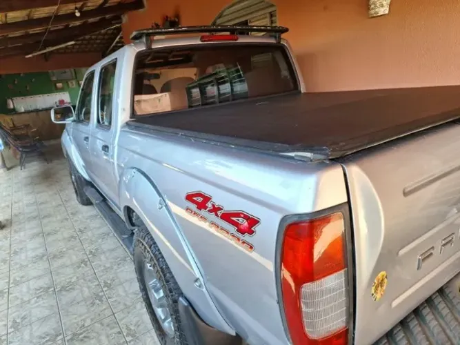 Nissan Frontier XE/ XE Tit. CD 4X4 2.8 TDI Dies 2005