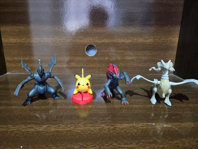 Bonecos pokemon mc donalds 2011