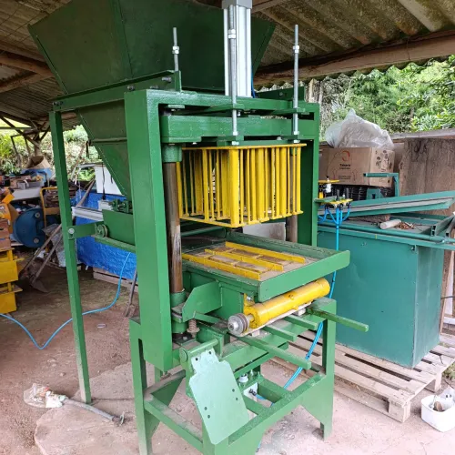 Máquina de Bloco Pneumática