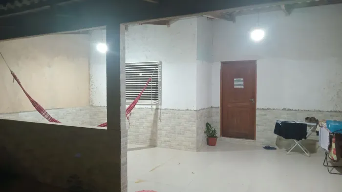Vende-se Casa