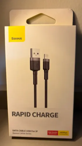 Cabo para produtos Apple, iPhone e IPad ou fone