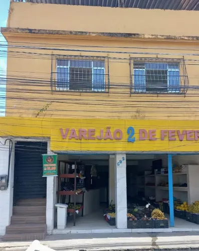 ALUGO PONTO NO POLO COMERCIAL DO VASCO DA GAMA.