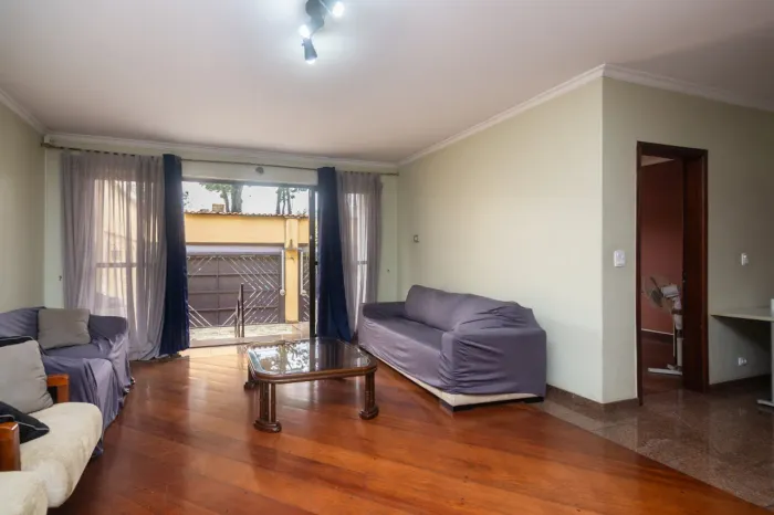 Casa para venda em Planalto Paulista com 4 quartos, sendo 2 suítes, 290m²
