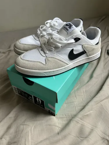 Nike SB novo sem uso 