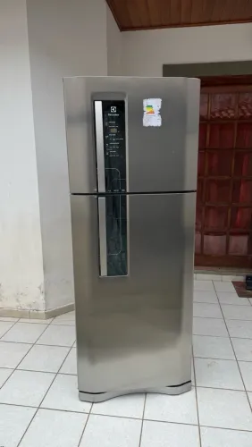 Geladeira electrolux df51x