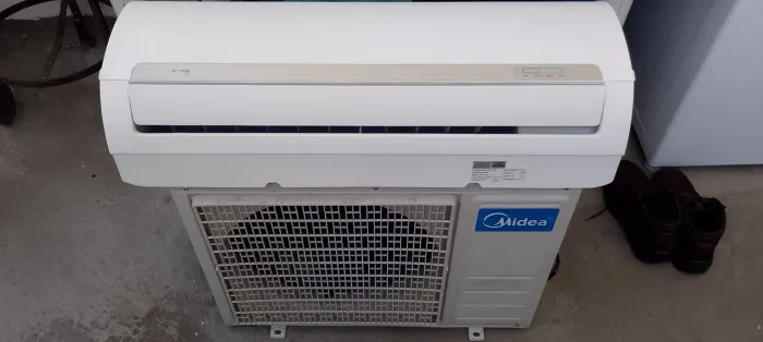 Split midea 9.000 BTUs 