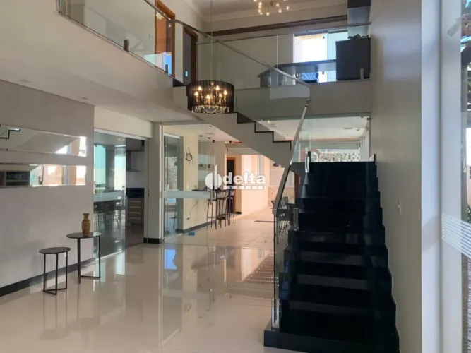 Linda casa no condomínio Paradiso Ecológico disponível para Locação em Uberlândia-MG