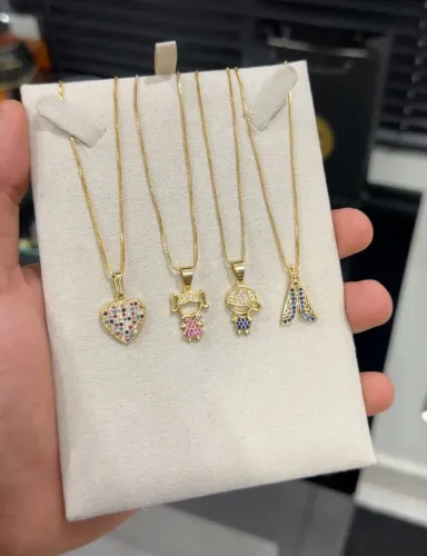Cordão feminino banhado a ouro