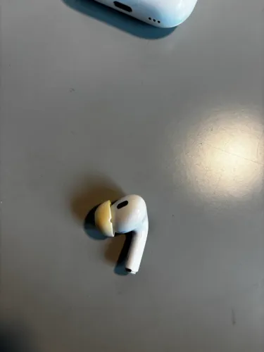 air pods pro 2 lado direito