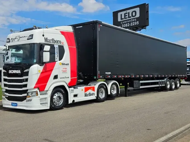 Scania R450 6x2 Ano 2021 Euro 5  +  Sider Facchini Ano 2026 0km 30plts 15.40 x 2.90 livre 