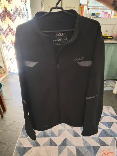 Blusa top para motoqueiro.