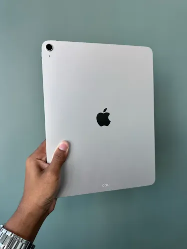 iPad Air 13 polegadas, M3 - 1 mês de uso