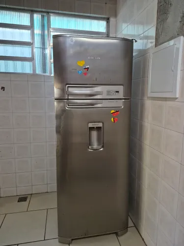 Geladeira electrolux