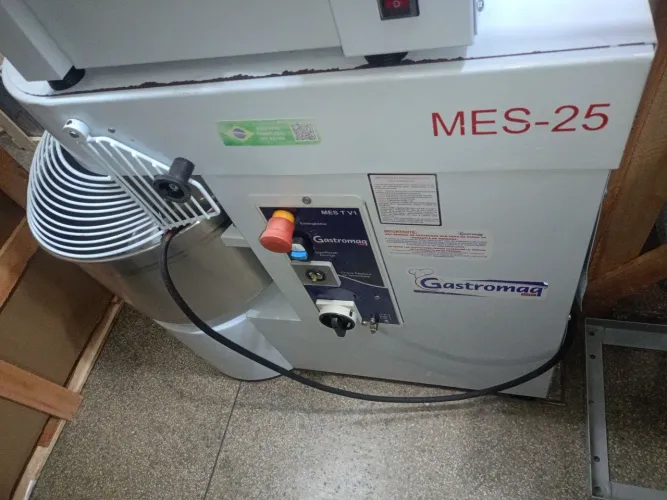 Masseira espiral 25 kl trifásica 380