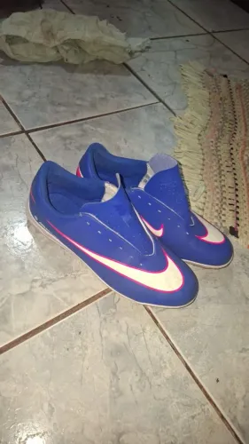 Vendo chuteira nike