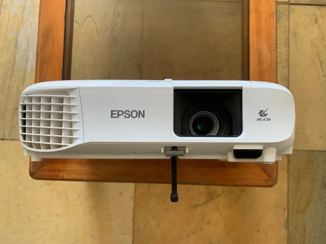 Projetor Epson Powerlite E20