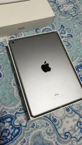 iPad 6ª geração 128GB