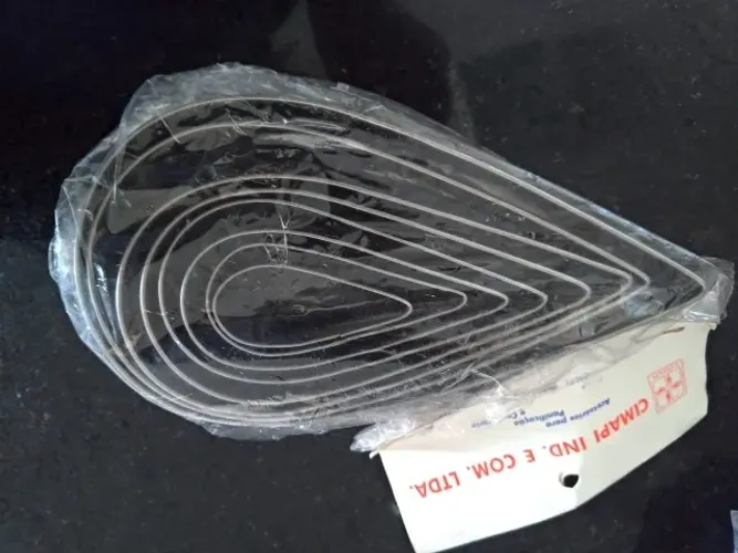conjunto de cortadores de biscoito 8 peças, em inox, marca Cimapi, formato gota