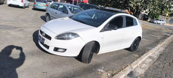 Fiat Bravo Sporting 1.8 Flex 16V 5P 2014
