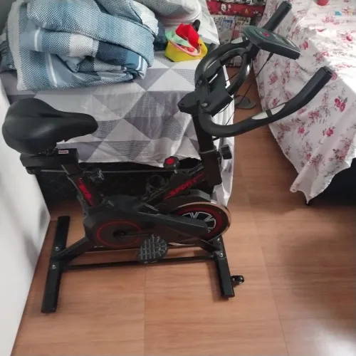 Vende-se bicicleta ergométrica 