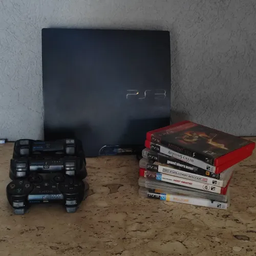 PS3 SLIM+7 JOGOS+3 CONTROLES