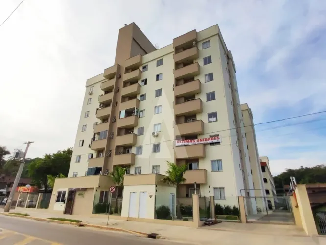 Apartamento térreo com 2 quartos no bairro Boehmerwald