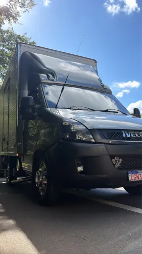 Caminhão VUC disponível para fretes para todo Brasil ? 