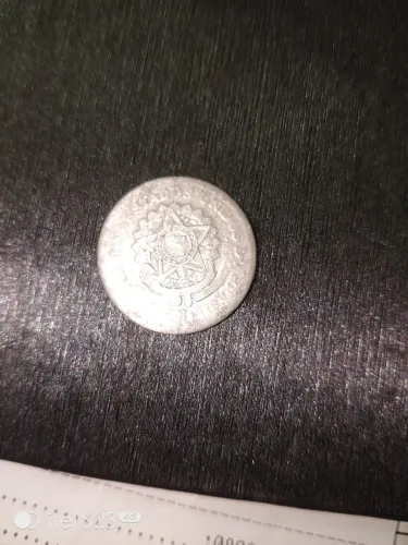 Moedas e cédulas antigas 