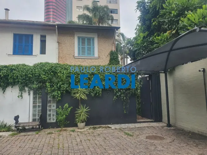 CASA DE VILA - PINHEIROS - SP
