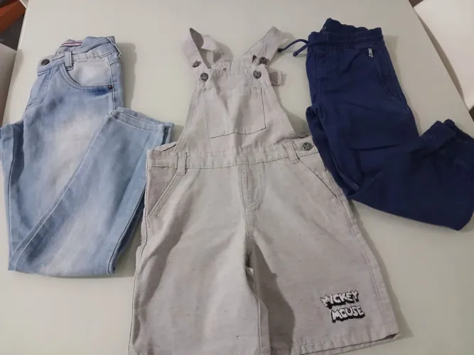 Vendo esse lote infantil menino 3/4  anos usado em boas condições 