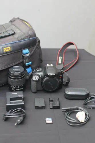 Canon T6 + lente 18-55 mm Kit