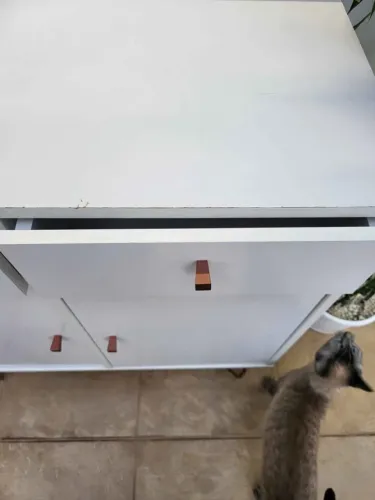 Aparador Buffet Retrô Branco com 2 Portas e 2 Gavetas