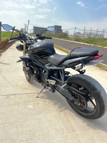 Street triple 675
