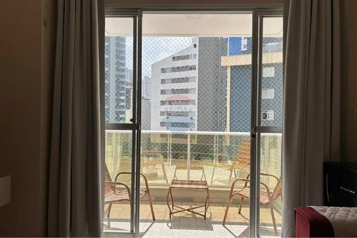 ALUGUEL ANUAL NO CENTRO DE BALNEÁRIO CAMBORIÚ