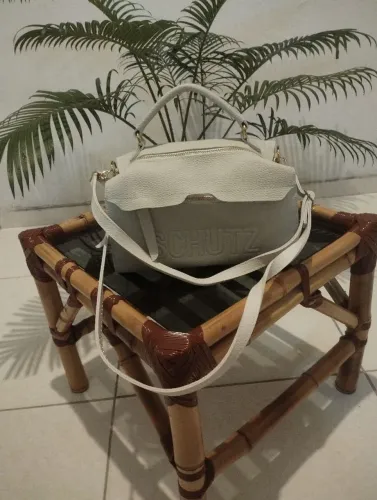 Bolsa Schutz 