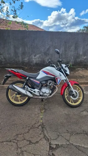 Honda CG Titan 160 Special Edition 40 Anos 2017 - Baixo KM | Revisada | Pneus novos