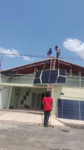 INSTALAÇÃO e MANUTENÇÃO em sistema solar