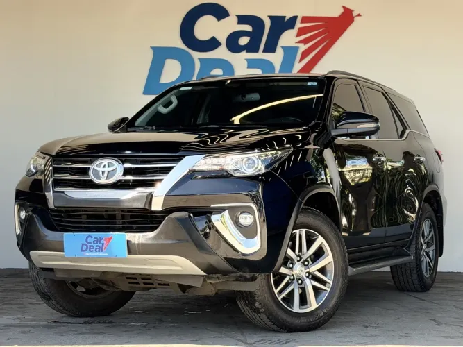 Toyota Hilux SW4 4X4 2.8 Diesel 2019